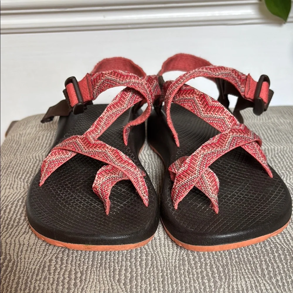 Chaco Peach/Brown Z1 Classic Sandals with Toe loop - Picture 6 of 8